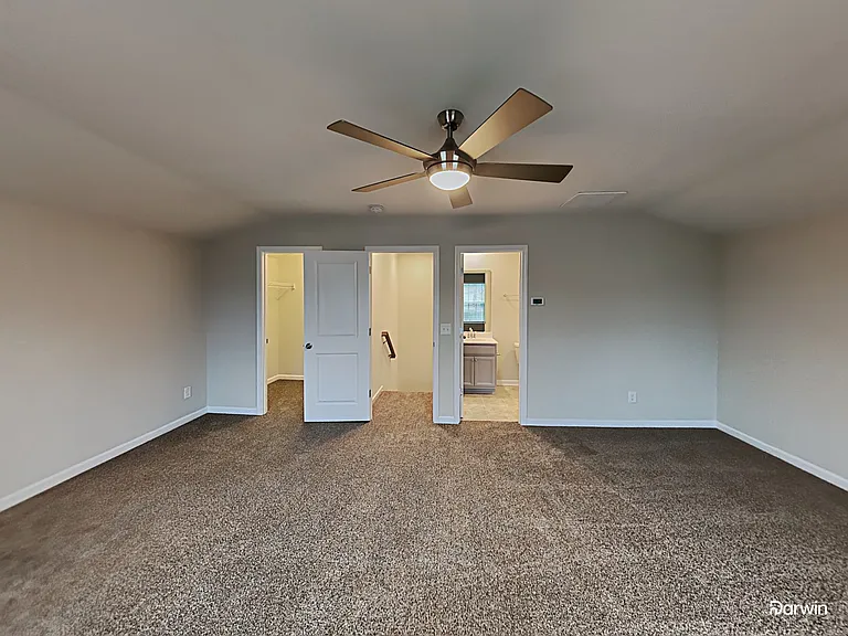 701 Redbud Ln — Photo 14