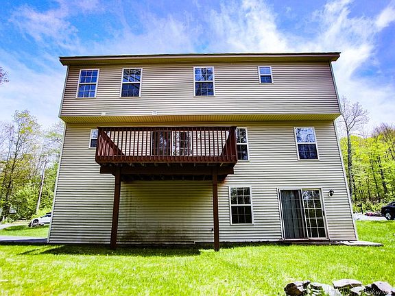 4th image of 6 Berne Ct