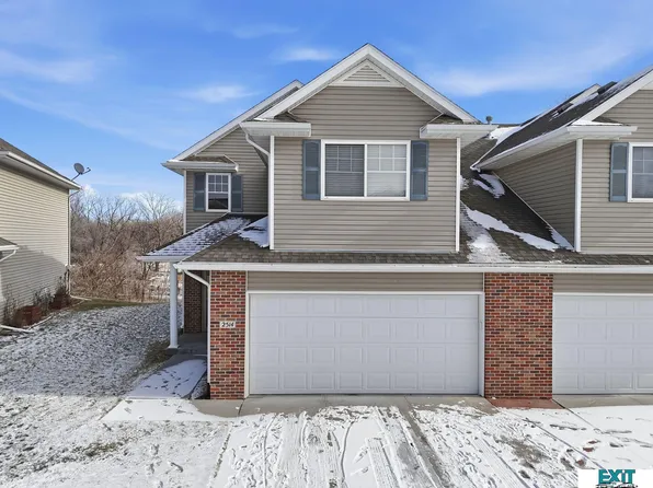 2514 Cedar Cove Rd, Lincoln, NE 68507