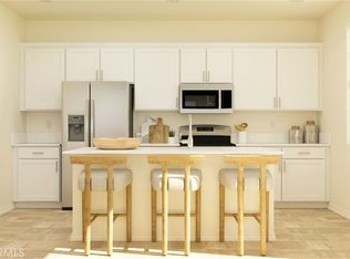 2481 Powell Dr, Rialto, CA 92377