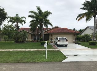 10549 Paso Fino Dr, Lake Worth, FL 33449