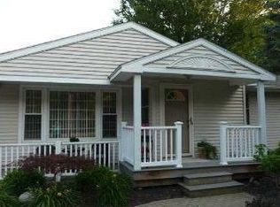 1051 Whalen Rd, Penfield, NY 14526