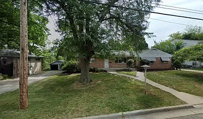 732 Berkshire Ln