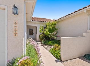 10224 Sandhurst Dr NW, Albuquerque, NM 87114