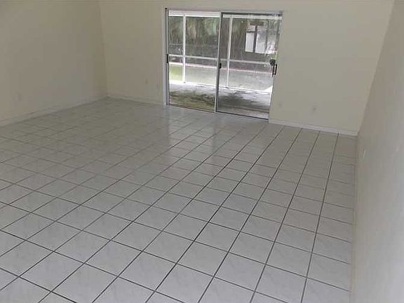 3rd image of 18523 Tiffany Dr