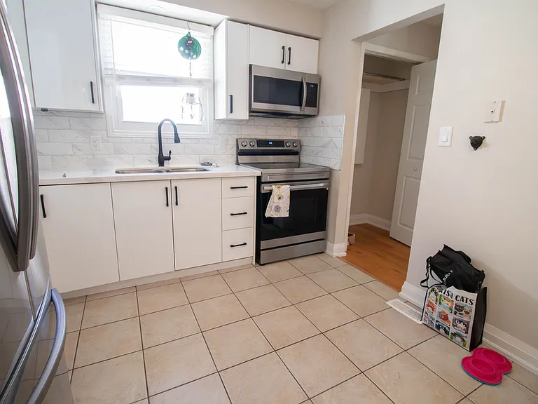 62 Terrace Ave — Photo 6