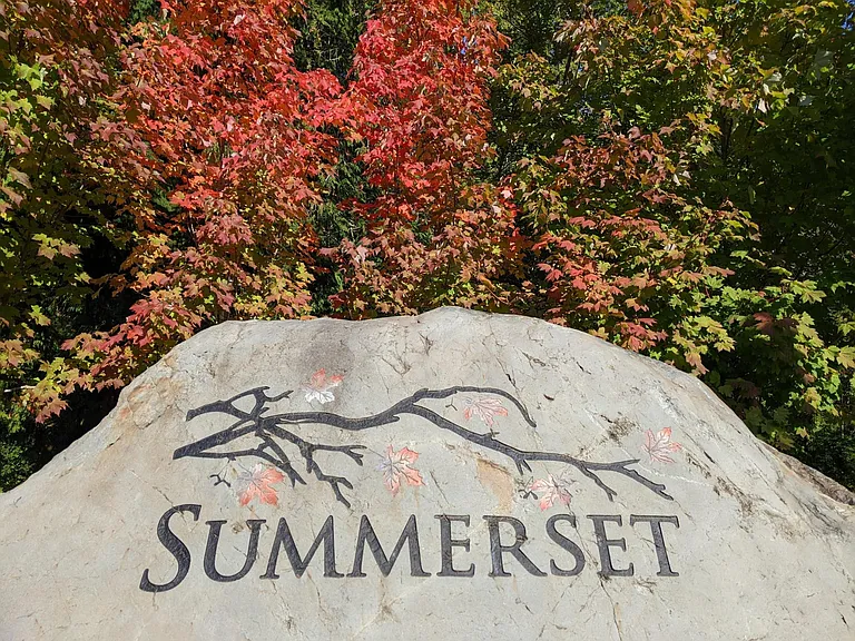 Entrance to Summerset community!