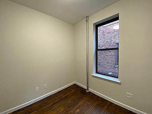 4th image of 41-20 29th St #5E