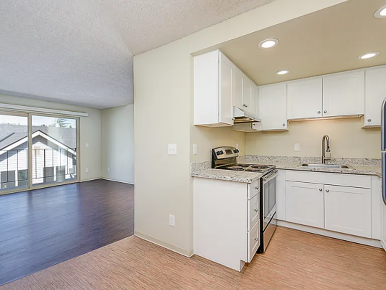 Stonebridge Apartments — Photo 88