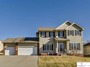 1623 N 174th St, Omaha, NE 68118