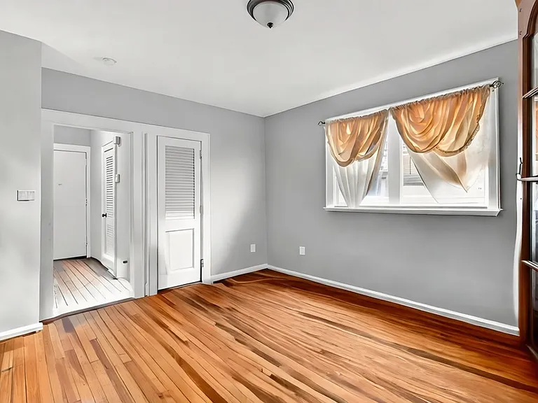 1440 Wood Ave — Photo 8
