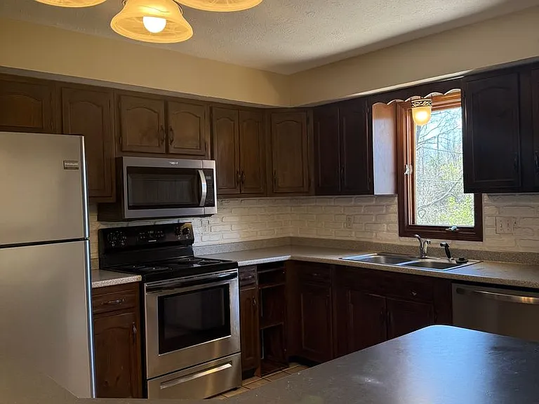 4445 N Deer Park Dr — Photo 7