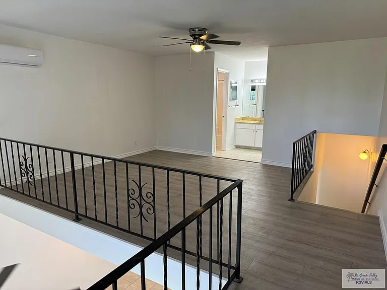 801 Continental Dr #3 — Photo 7
