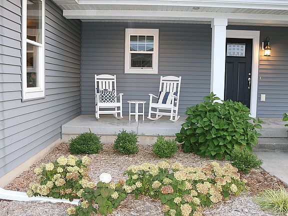 2nd image of 5674 Copper Corner Ct SE