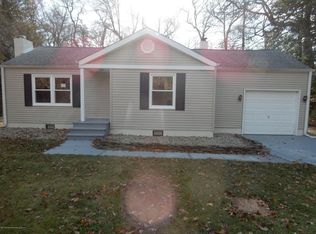 52 Barnegat Beach Dr, Waretown, NJ 08758