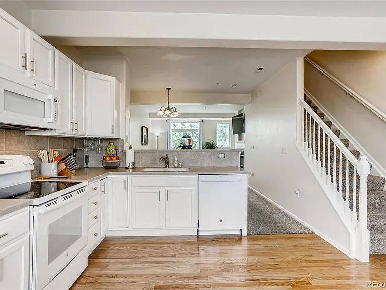 2943 W Riverwalk Cir #P — Photo 6