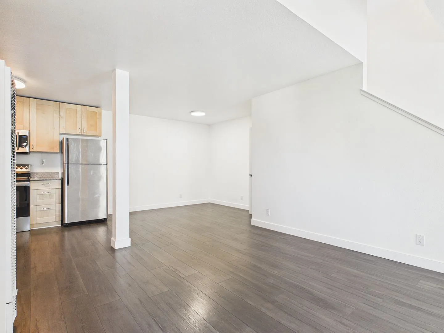 Loft Condo at Cypress Park Includes Washer and Dryer — Photo 3