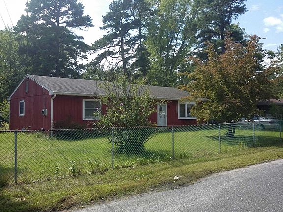3rd image of 34 Wildgeese Cir
