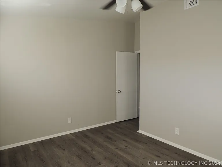6552 E 27th Pl — Photo 22
