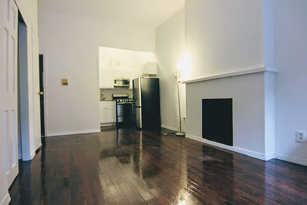 Rented by GPA Realty | media 8