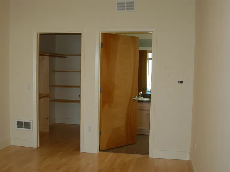 1630 California Street — Photo 21