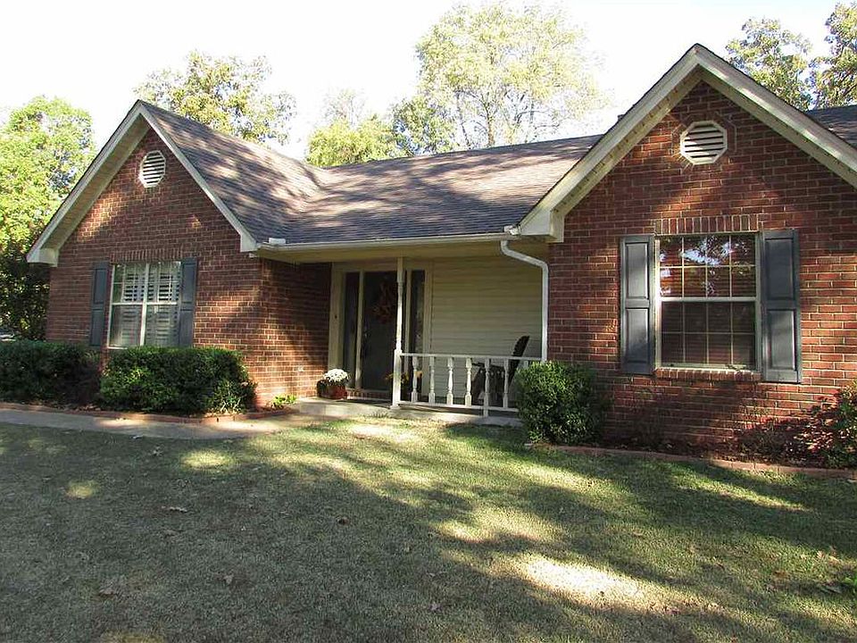 1st image of 16 Hickory Oak Ln
