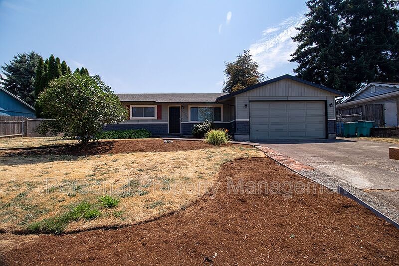 1st image of 10409 NE 75th St