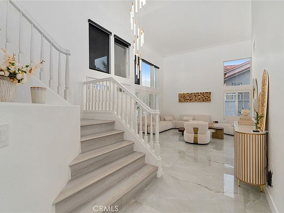 5th image of 5695 Pasadena Ct