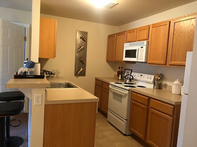 The Villas of Castleton Apartments — Photo 31