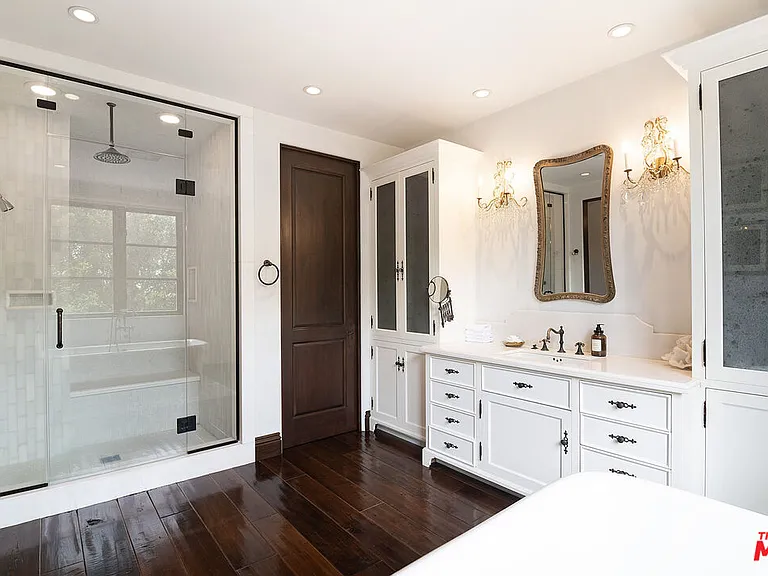 1221 Minorca Dr — Photo 21