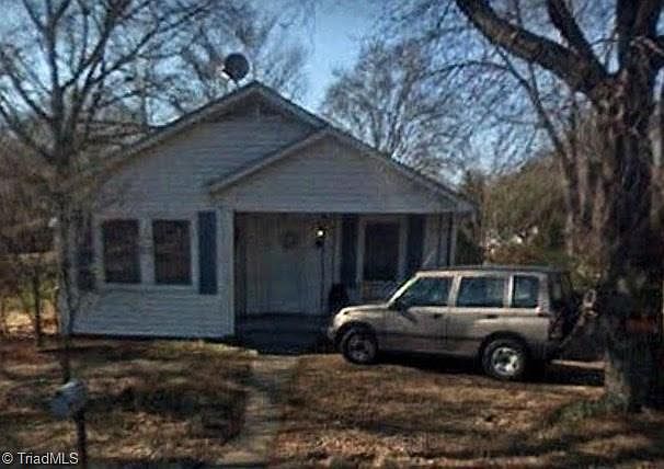 1st image of 111 Greenwood St