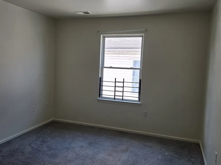 156 Johnson Ave — Photo 19