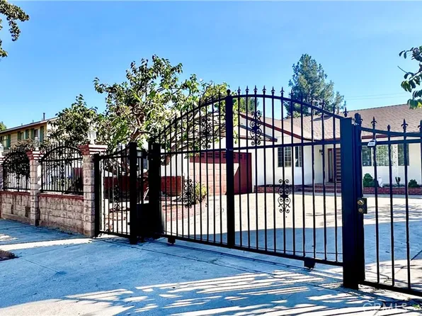 10714 Kurt St, Sylmar, CA 91342
