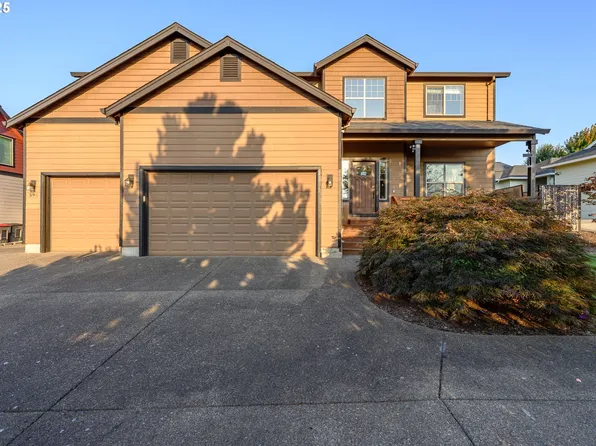 398 SW Mount Mazama St, McMinnville, OR 97128