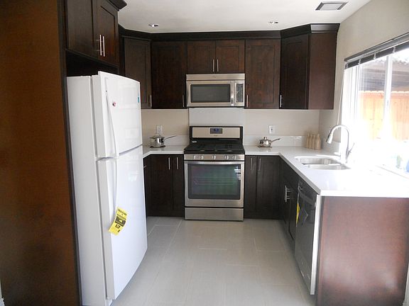 4th image of 11706 S Sugarpine Ln