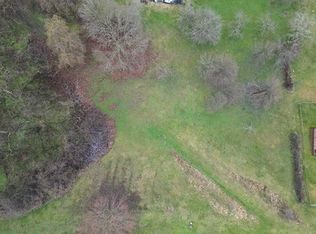 1 Saturn Dr, Mc Kees Rocks, PA 15136