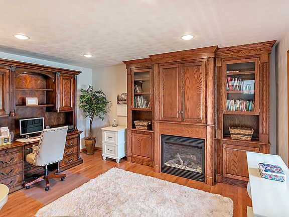 4th image of 478 Birmingham Dr