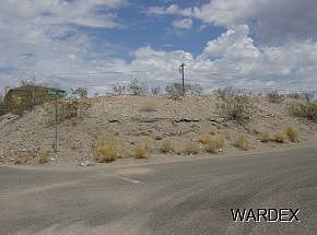 2nd image of 2601 Avenida Colibri