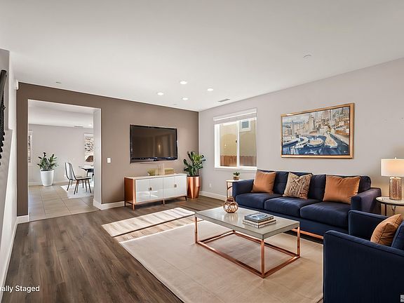 3rd image of 3098 Vincinato Dr
