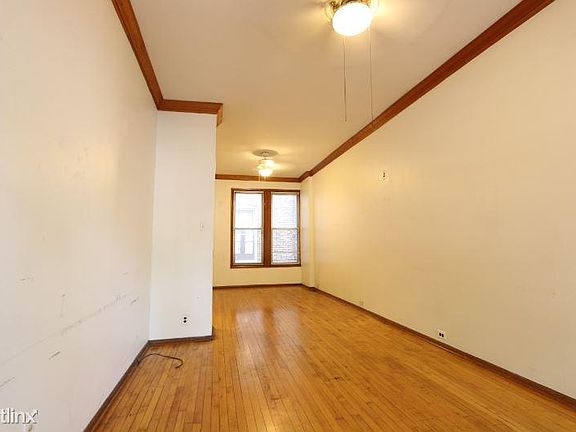 4th image of 1414 W Polk St #1