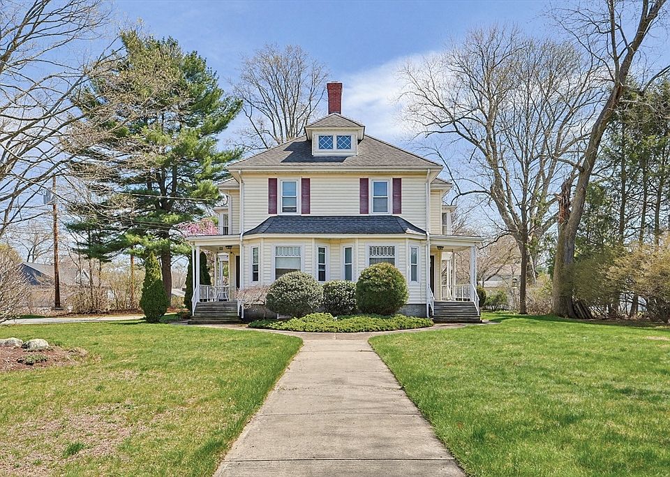 1st image of 319 Central Ave