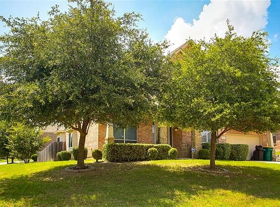 3rd image of 703 Creekstone Ct