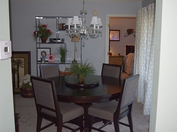 5th image of 2239 Golden Horseshoe Cir