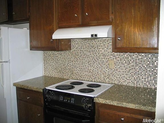 4th image of 3133 Occidental Dr APT 2