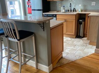 87 N Margin St APT 3, Boston, MA 02113
