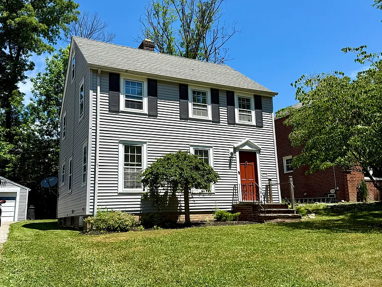 3351 Meadowbrook Blvd — Photo 2