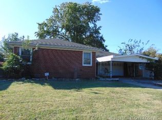 10530 E Admiral Pl, Tulsa, OK 74116