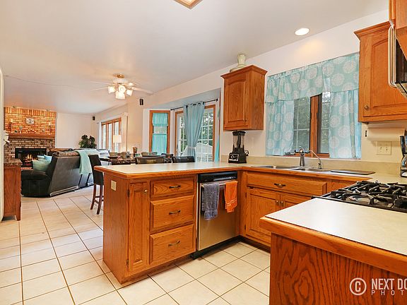 5th image of 1417 Wildwood Ln