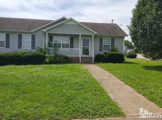 2106 Hollandale Cir, Columbia, TN 38401