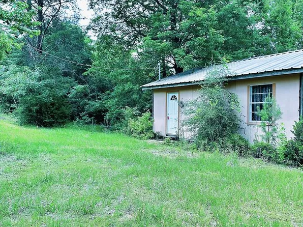 1531 Eddie Jackson Rd, Brewton, AL 36426